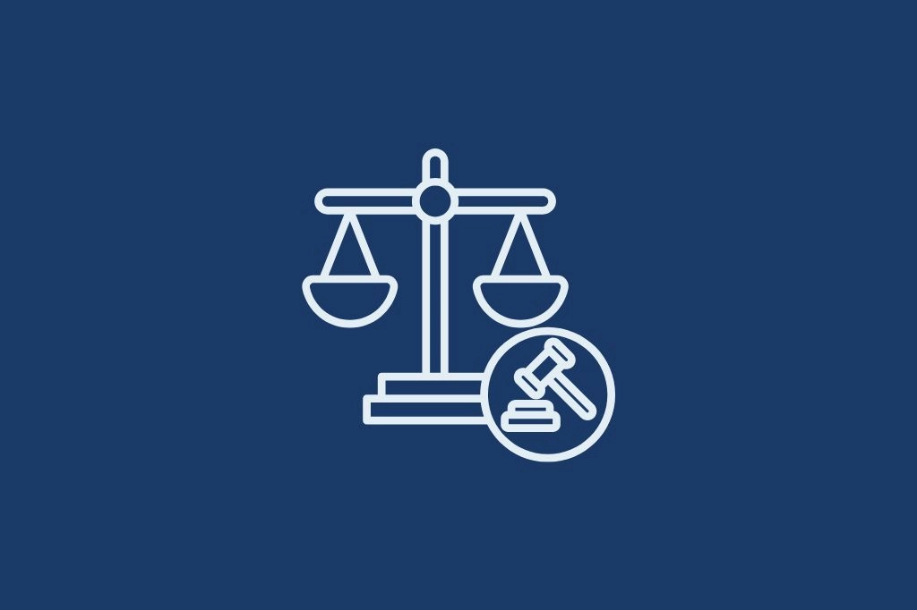 Minimalist icon representing civil law and tort claims in Ontario against a dark background
