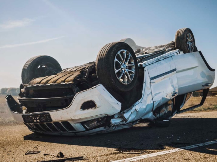 News: Multi-vehicle crash on Mayfield Rd. in Caledon leaves 1 dead, 1 injured